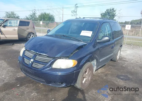 2005 Dodge Caravan Sxt from USA, damaged, VIN 1D4GP45R45B368950